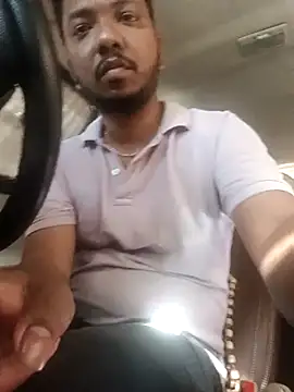 Snapshot of Mmm992170 chatting on 02-19-25, 10:56 Mmm992170 online show from 02-19-25, 10:56