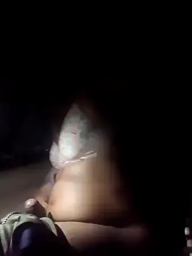 Snapshot of Mmm992170 chatting on 03-20-25, 04:40 Mmm992170 online show from 03-20-25, 04:40