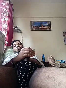 Snapshot of Mmm992170 chatting on 10-07-25, 04:31 Mmm992170 online show from 10-07-25, 04:31