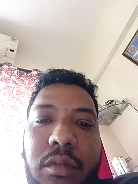 Snapshot of Mmm992170 chatting on 10-10-25, 04:33 Mmm992170 online show from 10-10-25, 04:33