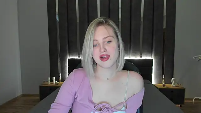  Sarah Soul  online show from 12-31-24, 03:55