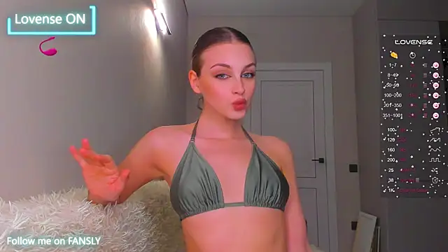 Snapshot of pretty_girlnextdoor chatting on 03-01-25, 06:32 pretty girlnextdoor online show from 03-01-25, 06:32