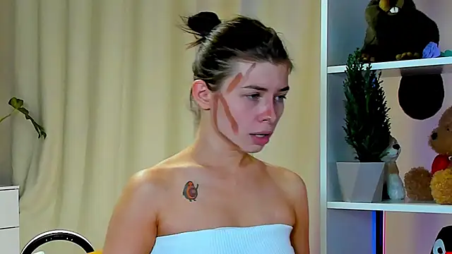 callmetori online show from 12-14-24, 09:40