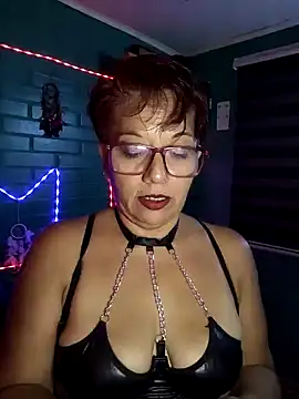 Snapshot of TRISH_MILF chatting on 01-12-25, 01:00 TRISH MILF online show from 01-12-25, 01:00