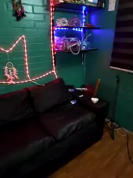 Snapshot of TRISH_MILF chatting on 02-10-25, 01:24 TRISH MILF online show from 02-10-25, 01:24