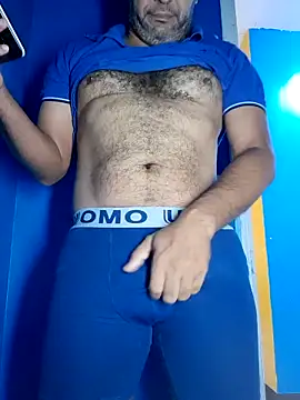 Snapshot of friendsloversex chatting on 09-23-25, 04:32 friendsloversex online show from 09-23-25, 04:32