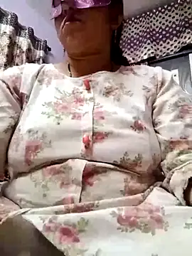 jiyahot1432 online show from 02-15-25, 09:16