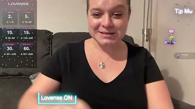 Snapshot of NaughtyWifeUK chatting on 12-05-24, 09:06 NaughtyWifeUK online show from 12-05-24, 09:06