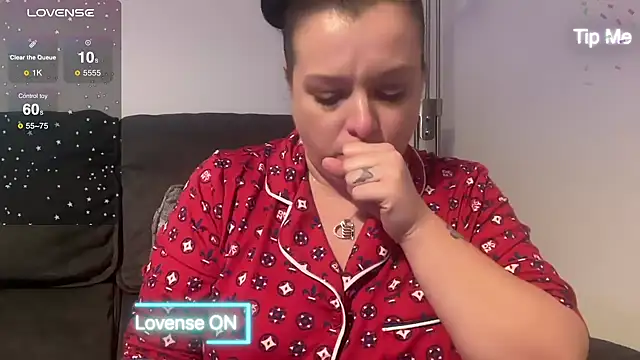 Snapshot of NaughtyWifeUK chatting on 12-29-24, 09:30 NaughtyWifeUK online show from 12-29-24, 09:30