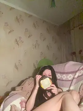 Starry Siren online show from 03-18-26, 07:06