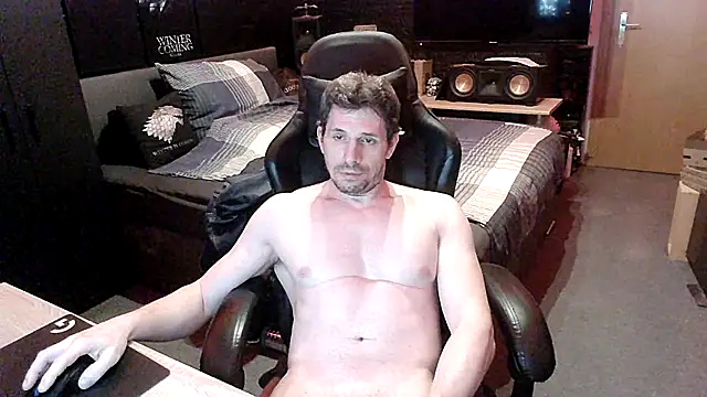 dreamwallker21 online show from 04-05-26, 12:35