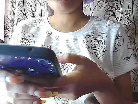 Snapshot of your_Shanvi chatting on 11-11-25, 05:46 your Shanvi online show from 11-11-25, 05:46