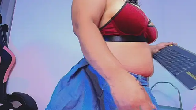 Brenda  gomez online show from 02-27-25, 12:23