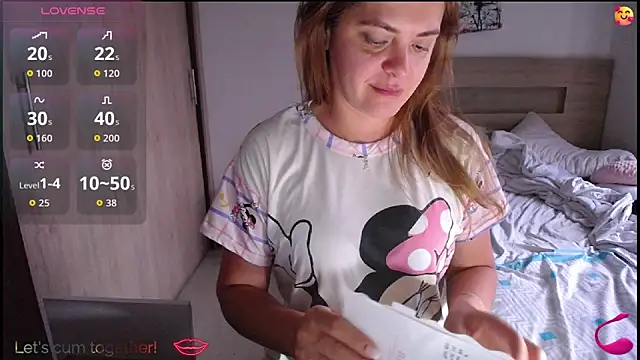 ParisW online show from 09-30-25, 12:10