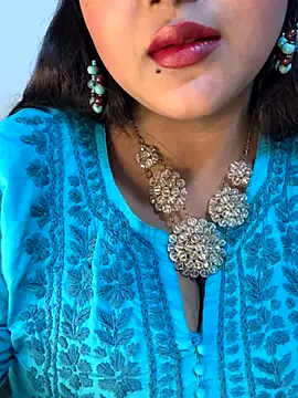 Ayesha mahi online show from 09-14-25, 08:35