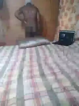 Snapshot of African_Masked_Couple chatting on 01-29-25, 12:45 African Masked Couple online show from 01-29-25, 12:45