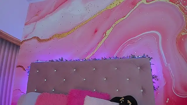 Snapshot of Daisy__rose chatting on 02-28-25, 11:03 Daisy rose online show from 02-28-25, 11:03