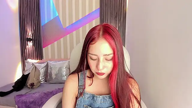 emily layton online show from 11-04-25, 02:38