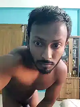 HunkyAriyan online show from 12-12-24, 10:02