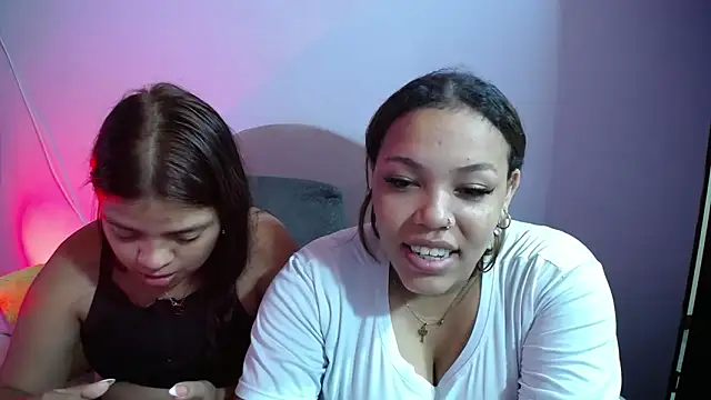 Snapshot of horny_babyss chatting on 06-14-26, 11:40 horny babyss online show from 06-14-26, 11:40