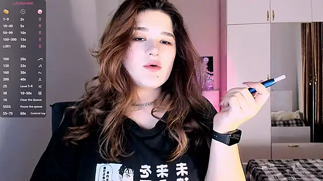 July Slowdive online show from 02-04-25, 01:48