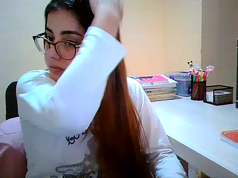 maliamiller online show from 10-02-25, 04:30