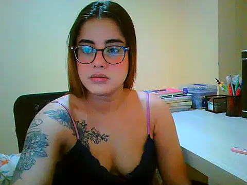 maliamiller online show from 11-07-25, 09:31