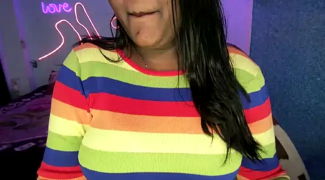 expression queen online show from 01-13-25, 08:48