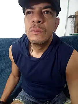 latinmartin73 online show from 03-01-25, 02:44