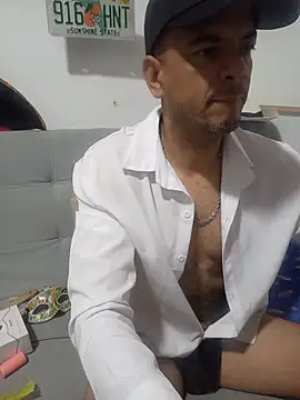 latinmartin73 online show from 11-02-25, 04:15