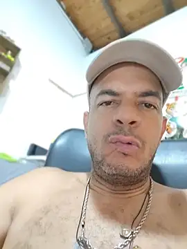 latinmartin73 online show from 06-30-26, 04:46