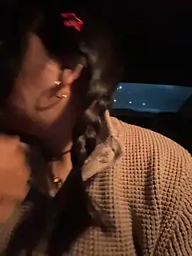 kittyfresita online show from 10-30-25, 01:51