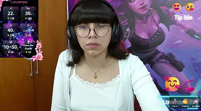 Snapshot of Nataly_Cloud chatting on 01-08-25, 12:37 Nataly Cloud online show from 01-08-25, 12:37