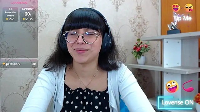 Snapshot of Nataly_Cloud chatting on 01-23-25, 03:54 Nataly Cloud online show from 01-23-25, 03:54
