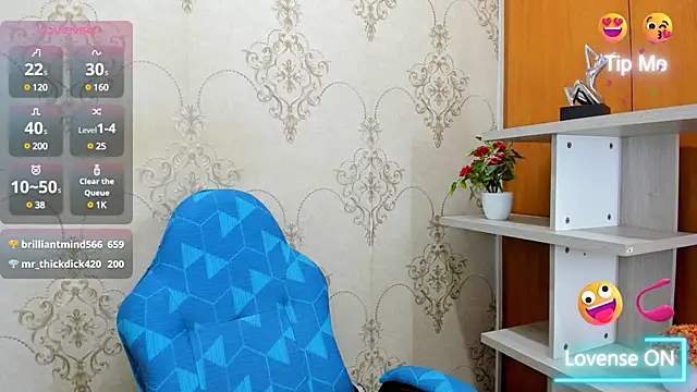 Snapshot of Nataly_Cloud chatting on 02-01-25, 04:33 Nataly Cloud online show from 02-01-25, 04:33