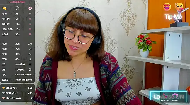 Snapshot of Nataly_Cloud chatting on 02-23-25, 04:02 Nataly Cloud online show from 02-23-25, 04:02