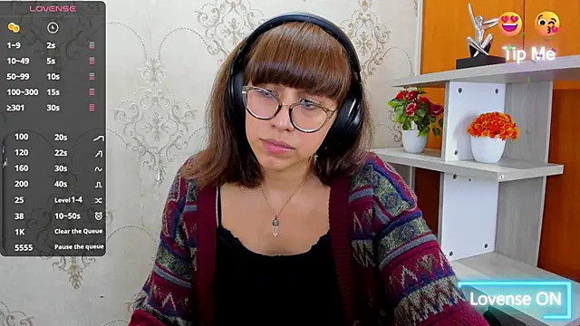 Snapshot of Nataly_Cloud chatting on 03-14-25, 08:28 Nataly Cloud online show from 03-14-25, 08:28