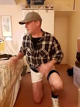 Snapshot of davidpr321 chatting on 11-15-25, 08:11 davidpr321 online show from 11-15-25, 08:11