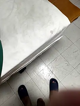 huzi518 online show from 02-08-26, 08:45