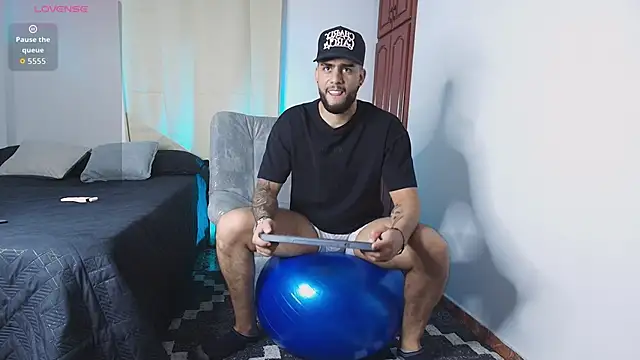 Colt Perci online show from 11-19-25, 11:27