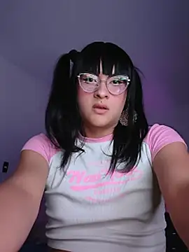 Snapshot of Kiitygirl chatting on 07-07-26, 07:23 Kiitygirl online show from 07-07-26, 07:23
