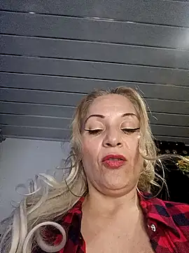 Fenix 528 online show from 11-01-25, 03:19