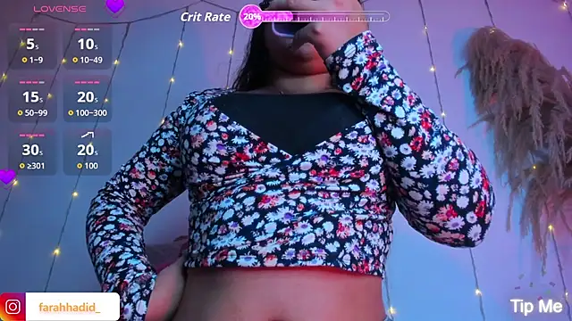 Snapshot of Maisa_issa chatting on 07-09-26, 01:37 Maisa issa online show from 07-09-26, 01:37