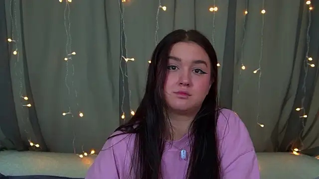 ChristinaMilton online show from 11-29-25, 06:22