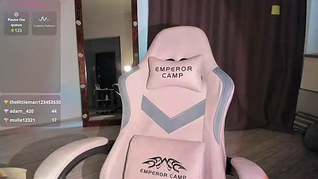 Lana Younes online show from 11-23-25, 12:27