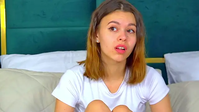 PollyLanders online show from 02-05-25, 12:38