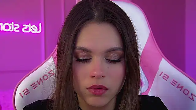 PollyLanders online show from 03-06-26, 06:59