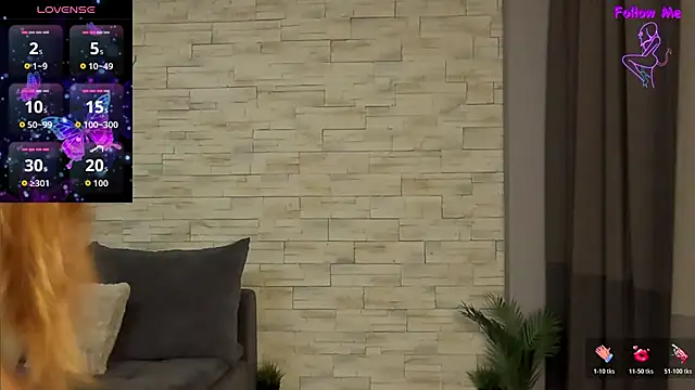 Snapshot of VictoriaMazze chatting on 06-18-26, 12:22 VictoriaMazze online show from 06-18-26, 12:22