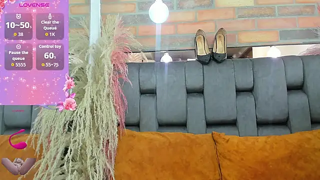 JESSYCORTES online show from 03-06-26, 01:13