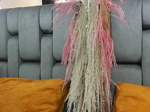 JESSYCORTES online show from 03-31-26, 04:02